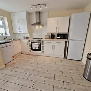 Town Or Country - Jessie Terrace House B Southampton